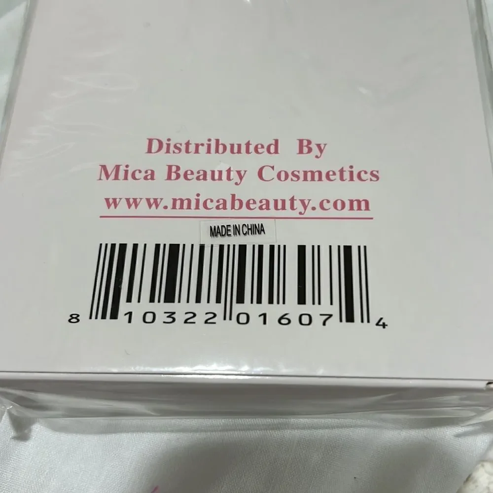 Mica Beauty Cosmetics 10 piece makeup brush set NWT and in sealed box